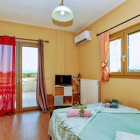 Casa Adam And Villa Áno Yerakaríon