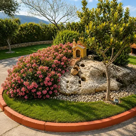 Casa Adam And Willa *
