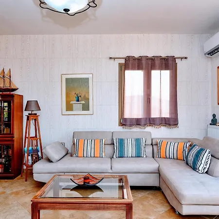 Casa Adam And Áno Yerakaríon