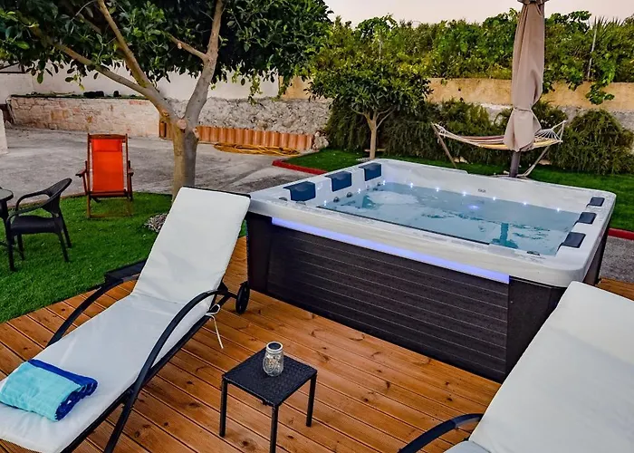 Villa Casa Adam&spa Áno Yerakaríon